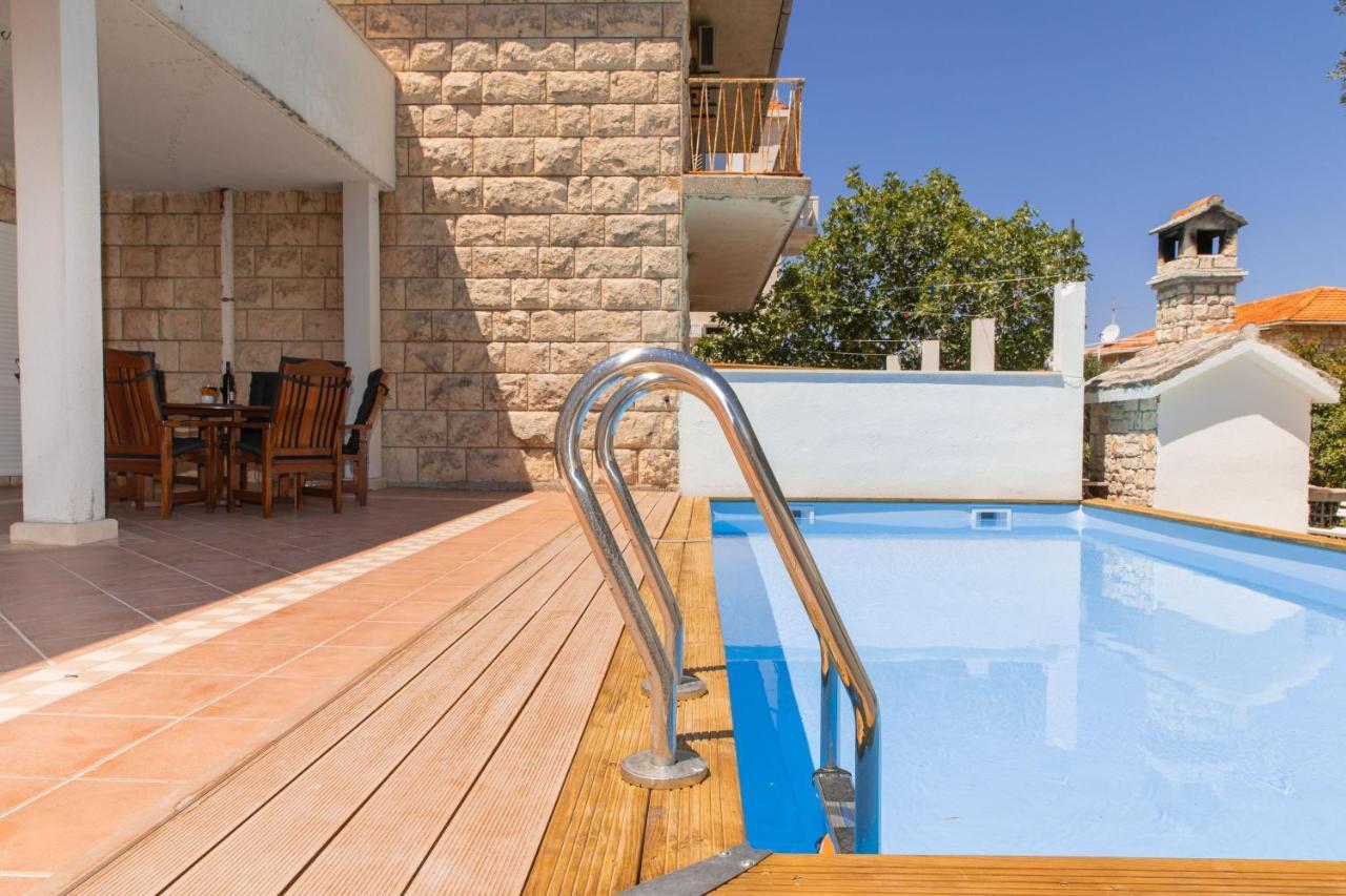 Holiday Home Kate ซูเปตาร์ ภายนอก รูปภาพ