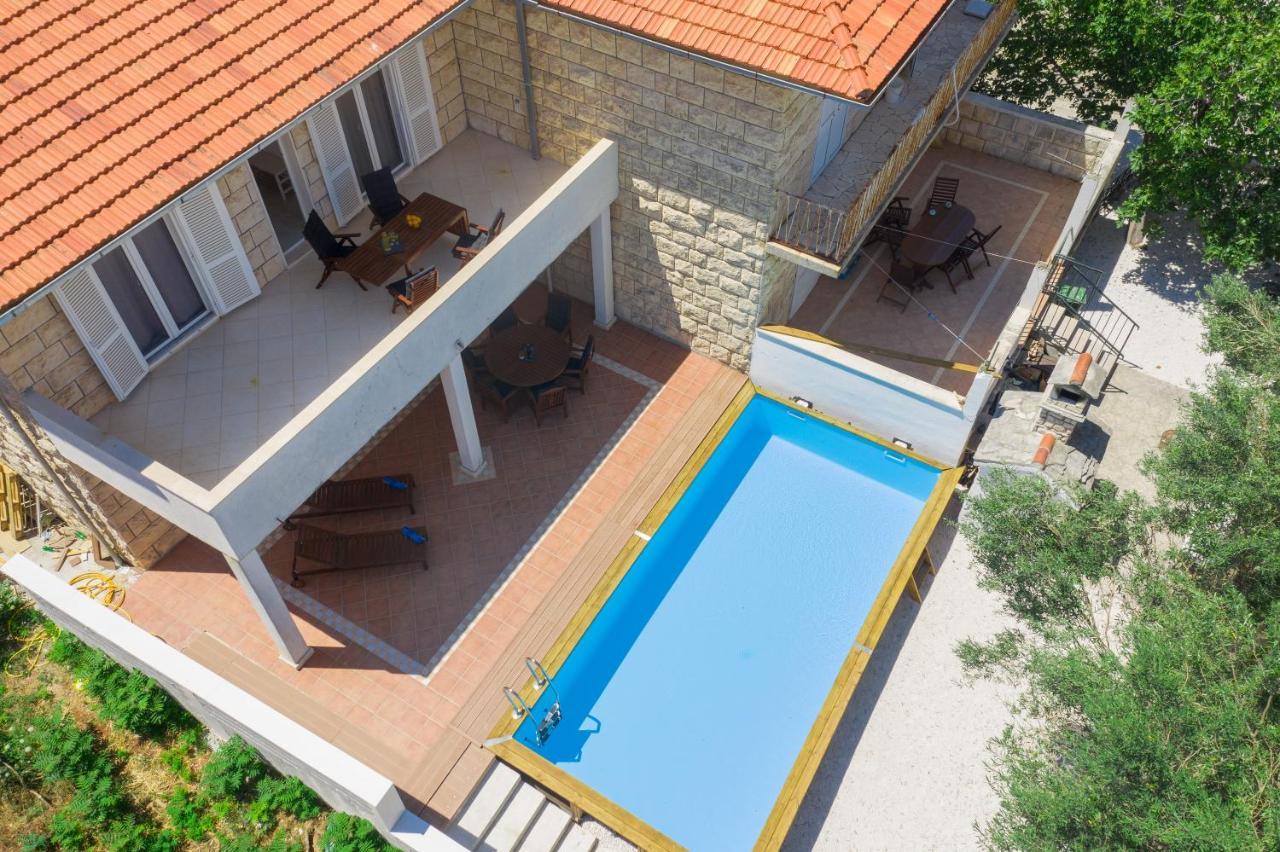 Holiday Home Kate ซูเปตาร์ ภายนอก รูปภาพ
